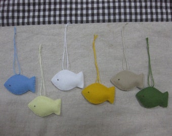 Felt fish ornament (natural mix)