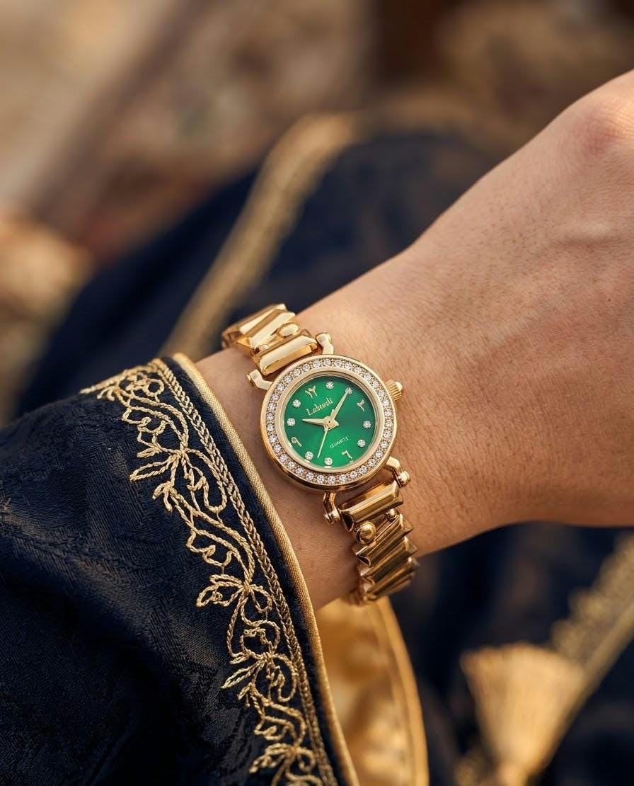 Women\'s Gold And Green Analog Elegant Cable Cuff Arabic Numbers Bracelet Watch Green Arabic Dated Dial Silver And Gold Chain Ladies Watch main image 2