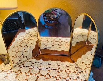 Vintage 1950s Tri Fold Arched Gold Metal Vanity Mirror Mid Century Modern Hollywood Regency