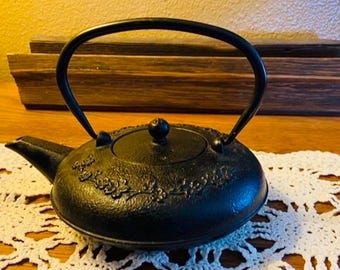 Floral Cast Iron Japanese Teapot in Black Asian Inspired CottageCore Scandinavian Boho