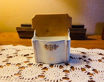 Vintage Italian Porcelain Richard Ginori Salt Box Classic Old World European Farmhouse