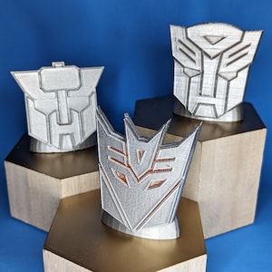 Transformers &quot;Universal&quot; Hood Ornament