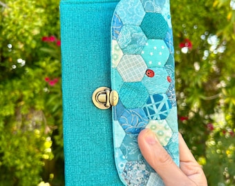 Hexagon Patchwork Wristlet Wallet: Handmade Quilted Cotton Long Wallet with Press-Lock, Soft Phone Case