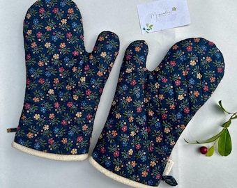 Floral Fabric Oven Gloves (Pair): Handmade Quilted Cotton Kitchen Mitts, Pot Holders, Christmas Gift