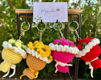 Crochet Flower Bouquet Keychain: Handmade Mini Rose or Sunflower Amigurumi Bag Charm