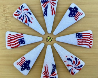 Hand-Embroidered American Flag Hair Clip: Handmade Linen Patriotic Hair Accessory for 4th of July