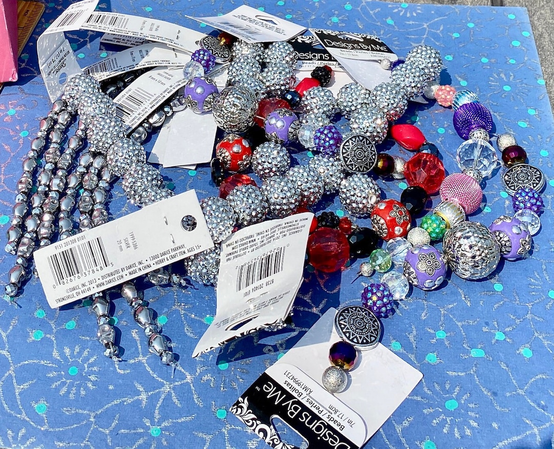 14 Bead Strands / Glitter Beads / Skull Beads / Metall Beads / Jewelry