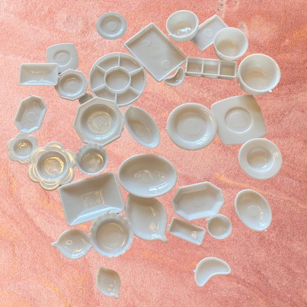 Large Lot Dollhouse Dishes / Platters / Bowls / Miniature Crafts / Shadowbox