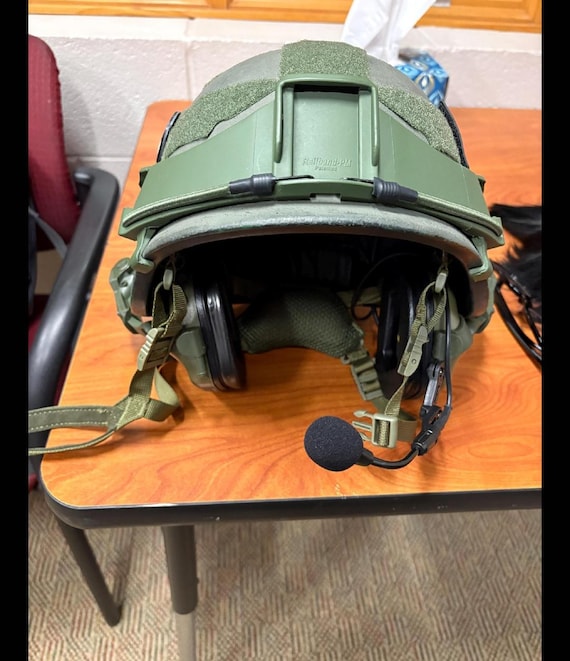 Peltor ヘッドセット アダプター マウント フルカット ヘルメット 戦闘