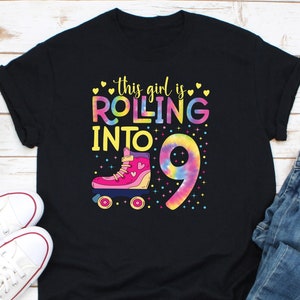 Dieses Mädchen rollt in 9 Shirt, Rollschuh-Party-Shirt, Rollschuh-Geburtstags-Shirt, Roller-Blade-Shirt, Rollschuh-Mädchen-Shirt