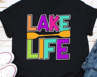 Lake Life Shirt, See Shirt, Geschenk für Reiseliebhaber, Geschenk für Abenteurer, Camper Shirt, Lake Vibe Shirt, Lake Trip Shirt, Camping Crew Shirt
