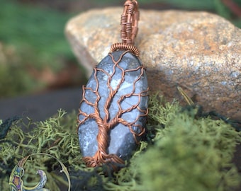 Tree of Life Necklace in silver-grey Jasper hand-woven in copper - Symbol of Strength and Connection