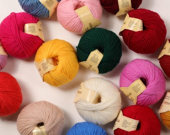 Fil de laine mérinos de luxe - Épaisseur worsted, ultra-doux, teint à la main, pour tricot et crochet, 43 couleurs éclatantes, idéal pour les écharpes, pulls et autres créations.