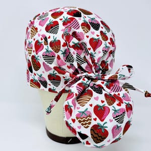 Strawberry Ponytail Scrub Cap for Women – Valentine&#39;s day Surgical hat for Long Hair with Satin Lining.