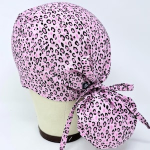Leopard Ponytail Scrub Cap for Women – Animal Scrub Hat for Long Hair with Satin Lining.