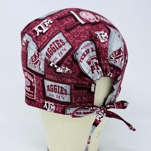 Texas A&M surgical cap with tie back for men. Skull tie-back style surgical scrub hat.