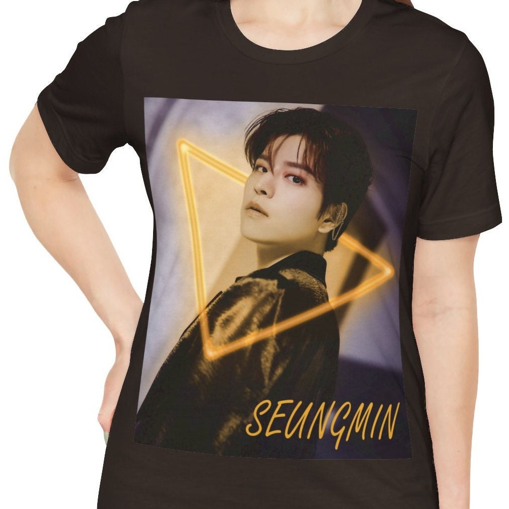 アイドル UNIFORM T-SHIRT seungmin SEUNGMIN Shirt, Seungmin Stray Kids Shirt, Seungmin