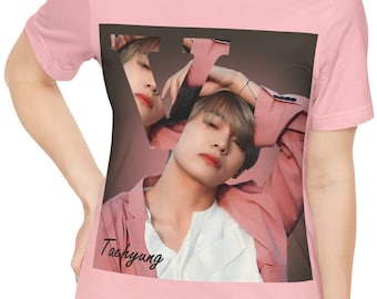 BTS V Shirt: Bts Merch, Kpop Fan Gift, Friends Taehyung T-shirt - Etsy