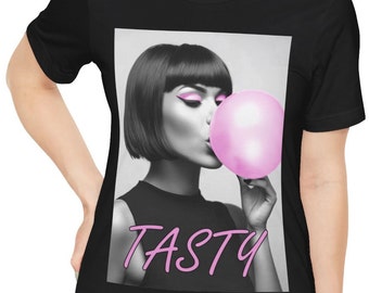 Rosa Bubble Gum Frau Shirt, Grafik Shirt, Unisex Shirt, starke Frau Shirt, starke Frau Tshirt, mutiges Shirt, Geschenk für sie, lecker