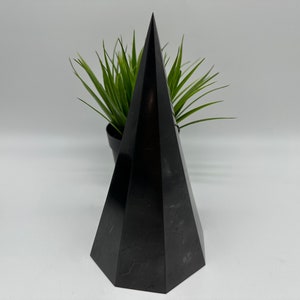Shungite Nubian Point Tower Pyramid Gemstone Protection Stone,Shungite Pyramid .Shungite Crystal Pyramid,Healing Metaphysical,EMF Protection