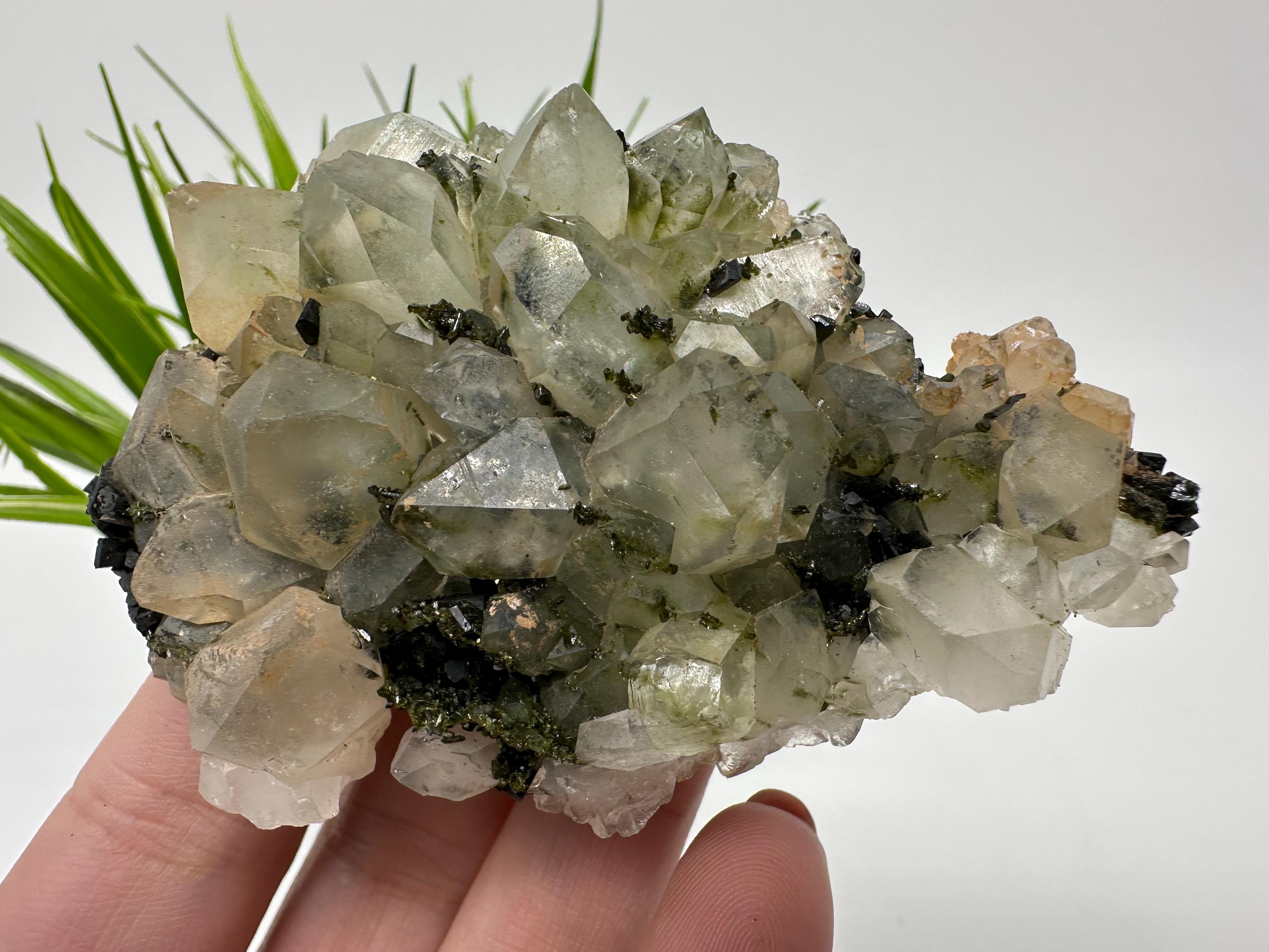 虹色緑簾石とクォーツ、ハッカリトルコ鉱物標本 - Etsy 日本