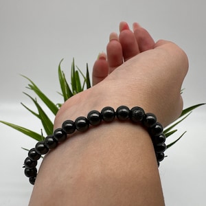 Shungite Bracelet,33BEADS EMF Protection,Natural Shungite,Beaded bracelet,Gemstone Bracelet,6mm Round Gemstone Bracelet,For Girls,shungite