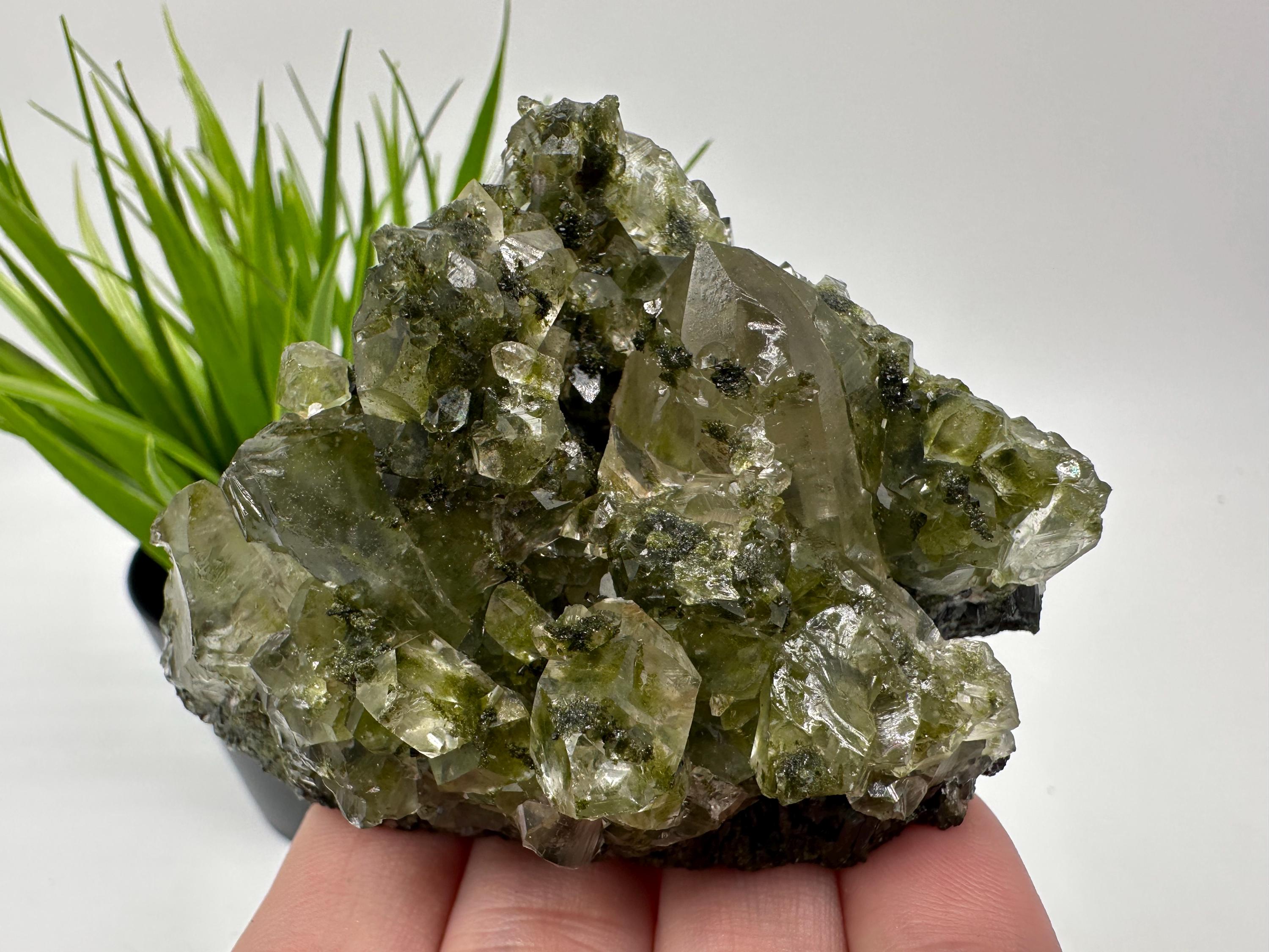 虹色緑簾石とクォーツ、ハッカリトルコ鉱物標本 - Etsy 日本