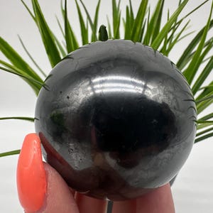 6 cm Shungite Sphere,Shungite Crystal Sphere,Healing Crystal,Highly Energetic Metaphysical,EMF Protection,Polished Sphere,5G Protection