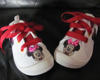Hand painted Minnie Mouse shoes