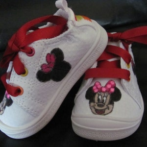 Hand painted Minnie Mouse shoes image 10