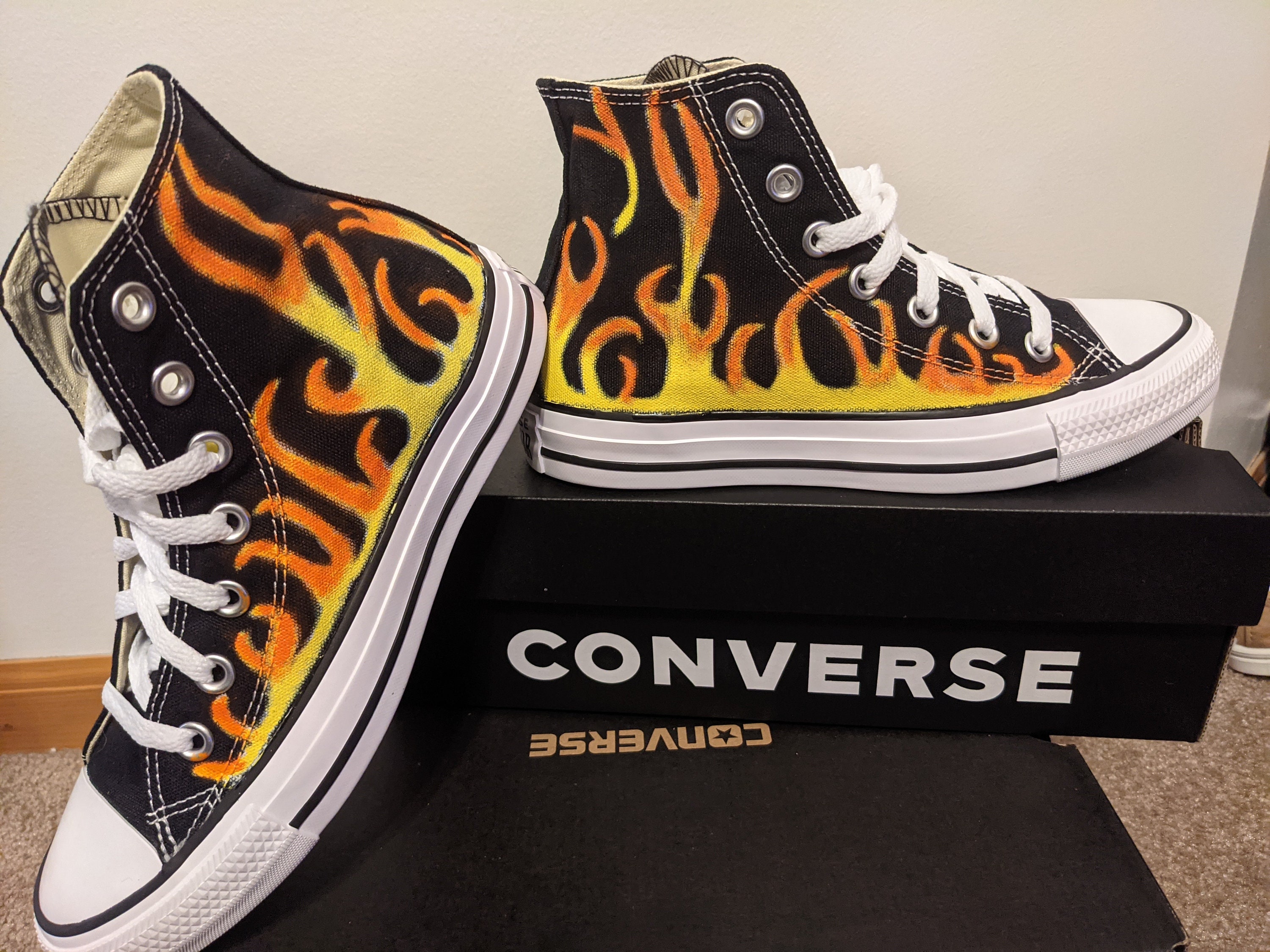 víctima Ordenado revelación Converse flames - Etsy España