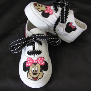 Hand painted Minnie Mouse shoes image 2