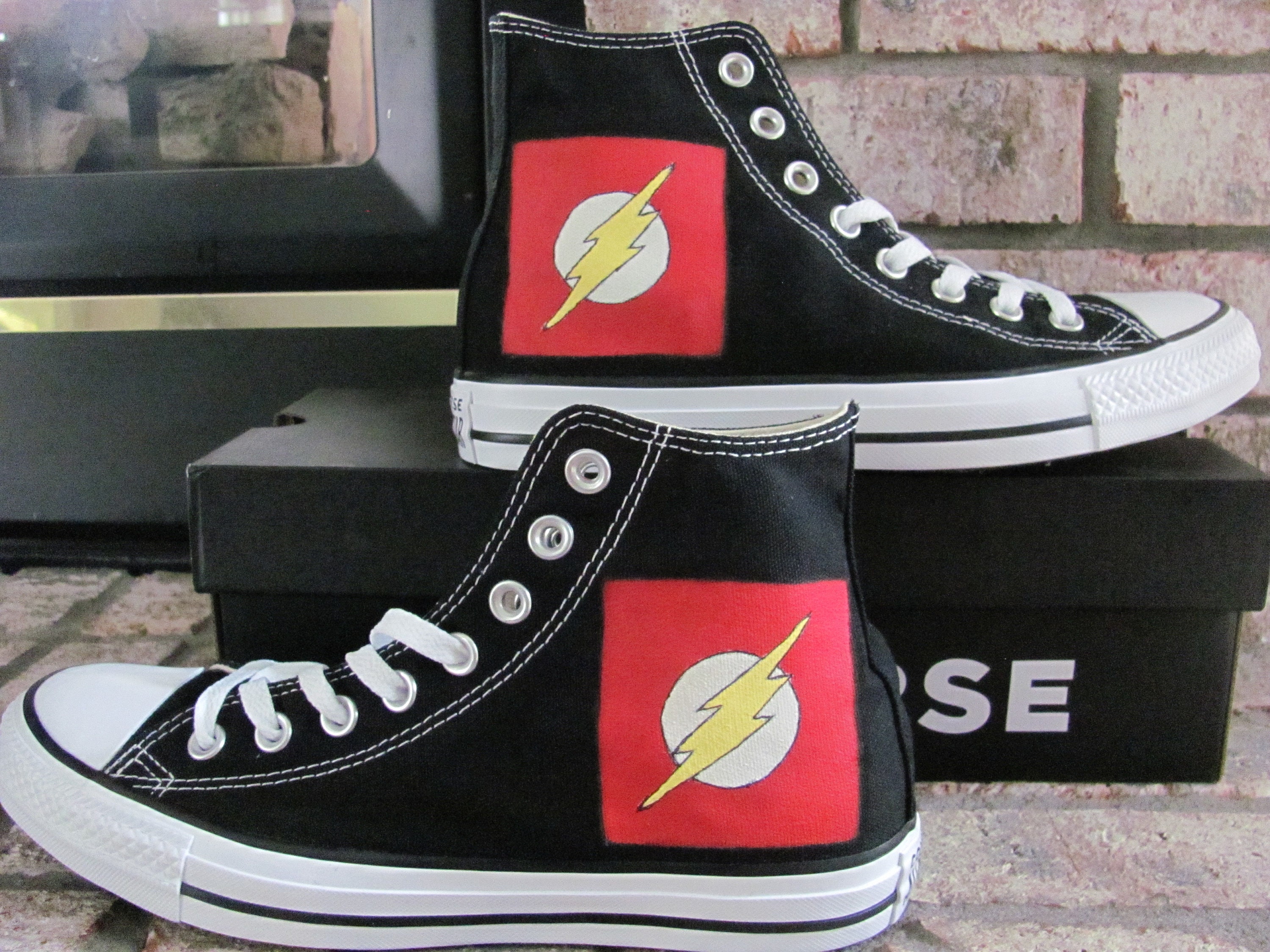 bandage niece manipulere Adult Converse Hand Painted Hi Top FLASH Shoes - Etsy