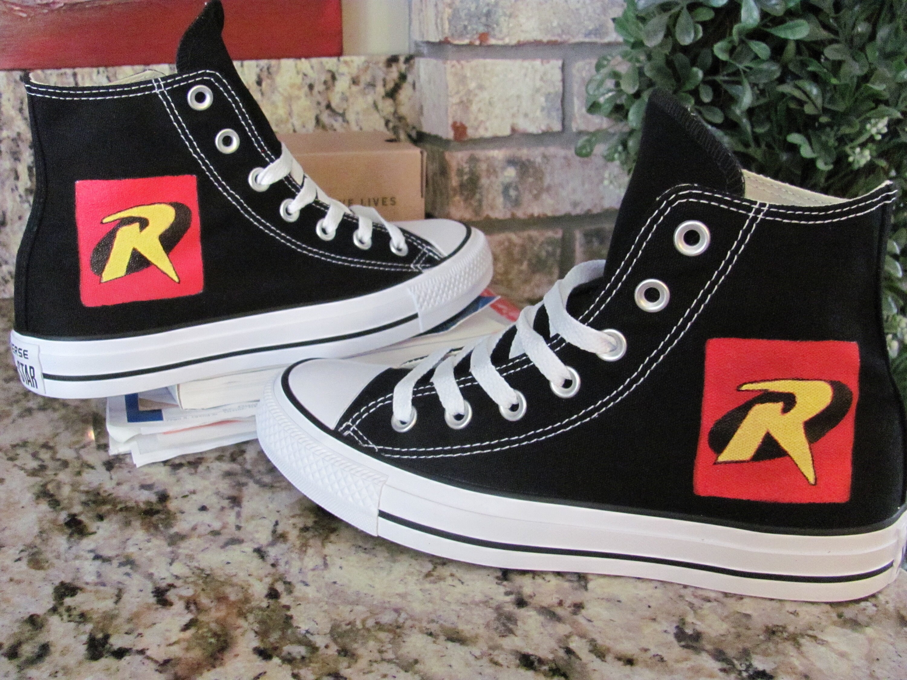 Robin converse discount