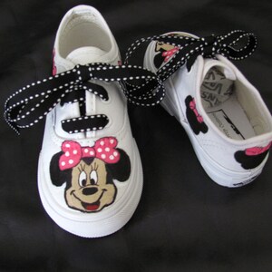 Hand painted Minnie Mouse shoes image 6