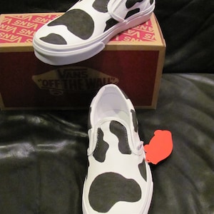 VANS slip on BABY / TODDLER / Big Kid Custom Painted Cow "Moo Moo" shoes sizes 0 to 3 youth image 4