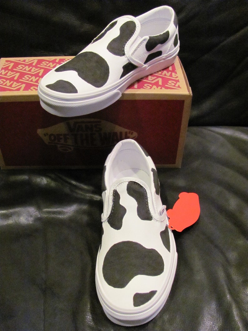 VANS slip on BABY / TODDLER / Big Kid Custom Painted Cow "Moo Moo" shoes sizes 0 to 3 youth image 4