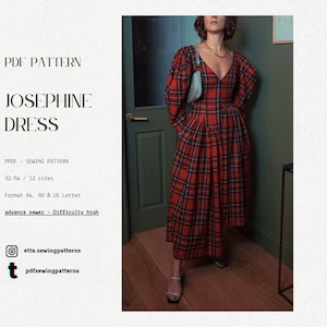 Op de afbeelding: Een rood en zwart geruit Josephine-jurk met een V-hals en lange mouwen. De jurk is een PDF-naaipatroon, verkrijgbaar in maten 32-54. De moeilijkheidsgraad is hoog. De tekst "PDF PATTERN" en "JOSEPHINE DRESS" is ook opgenomen.