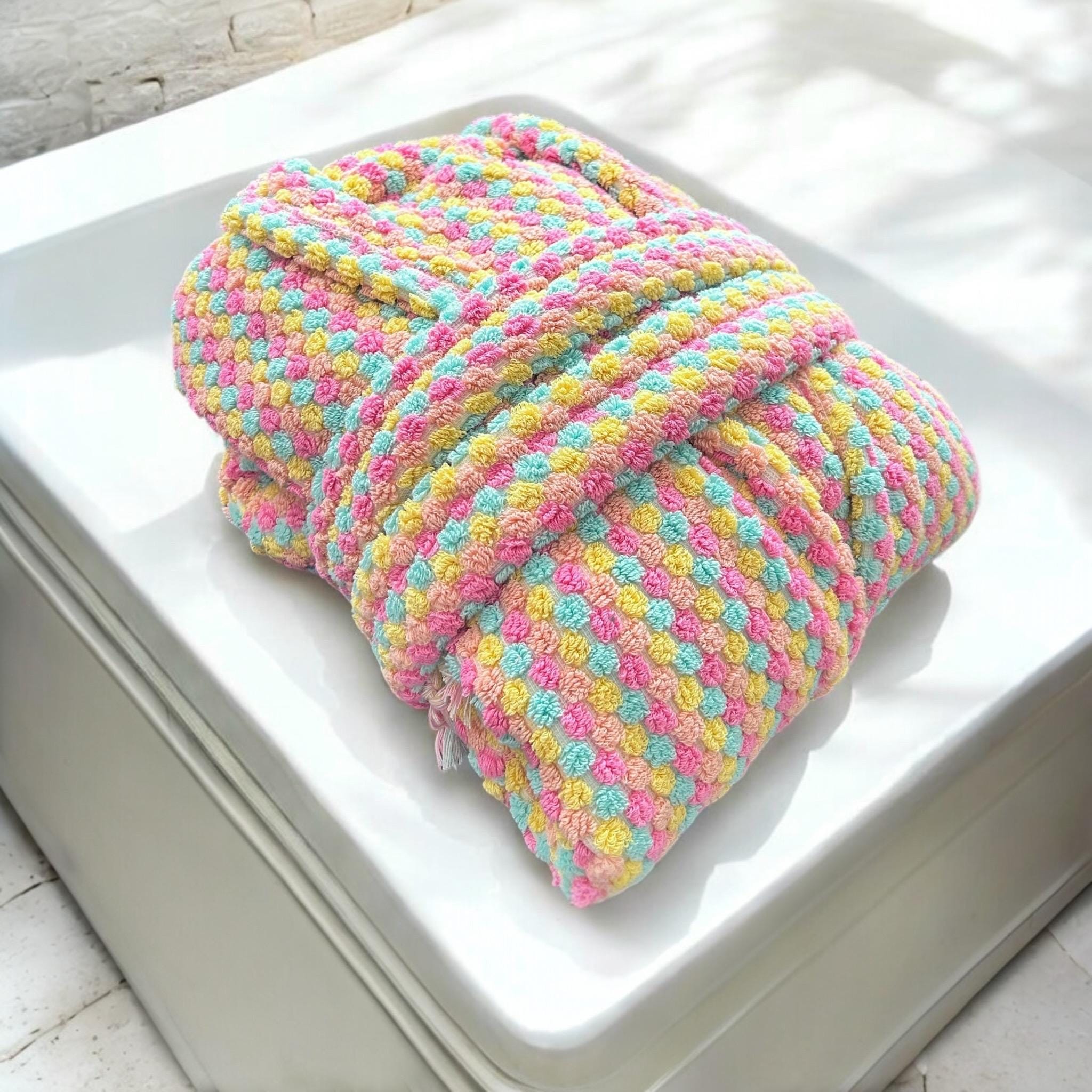 Vibrant Chickpea Turkish Cotton Bathrobe: Unisex Hooded Robe