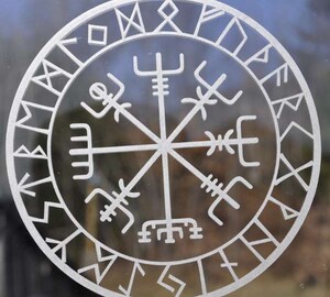 Patch Brodé Tactique Vegvisir Boussole Viking - Multicam, 8,5 Cm - Fermeture Velcro - Pour Sac, Veste, Airsoft