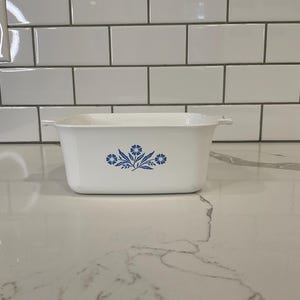 Vintage CorningWare P-4-B Blue Cornflower Dish w/o lid