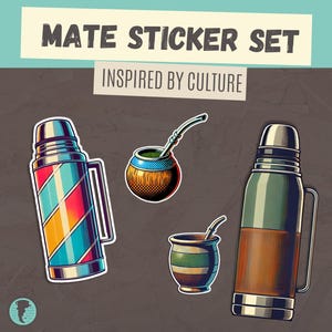 Peut inclure: Un ensemble de quatre autocollants inspirés de la culture du maté. Les autocollants représentent un thermos, une gourde à maté traditionnelle avec une bombilla, et deux tasses à maté. Le thermos est bleu, jaune et rouge avec une bande blanche. La gourde est brune avec un intérieur vert et une bombilla argentée. Les tasses sont vertes et blanches avec un motif rayé.