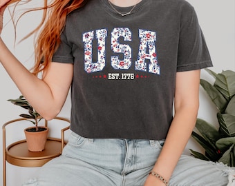 Floral USA 4th of July Shirt: Patriotic Summer Top