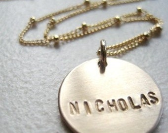 Hand Stamped Personalized Gold Name Necklace on a Satellite Chain / Golden ONE