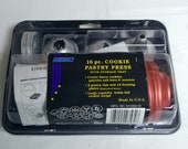 Vintage MIRRO Cookie Press Aluminum Copper Complete 12 Plates and 3 Tips Recipes Boxed SPRITZ