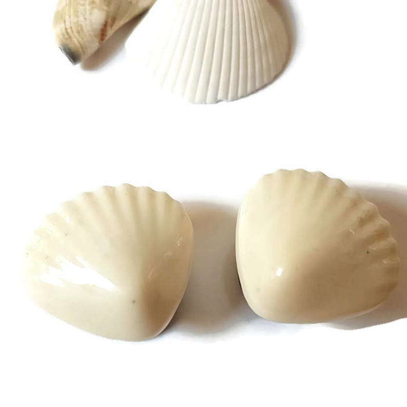 916 14mm Cream Seashell Plugs for Stretched Ears-Beach Bridal-Mermaid Bride-Fashion Gauges-Girly Body Jewelry-Wedding Plugs-Gifts for Her
