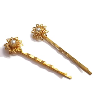 Pearl Hair Pins-Pearl Bobby Pins-Pearl Hair Slides-Wedding Hair Pins-Bridal Party Gifts-Bridesmaid Gifts-Bridal Veil-Wedding Accessory-Hair