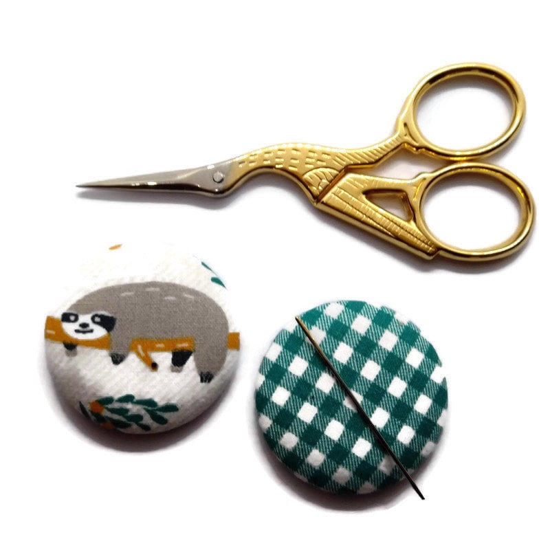 Needle Minder Magnetico A Forma Di Pinguino - Per Cucito, Ricamo E Punto Croce - Smaltato - Foto 7