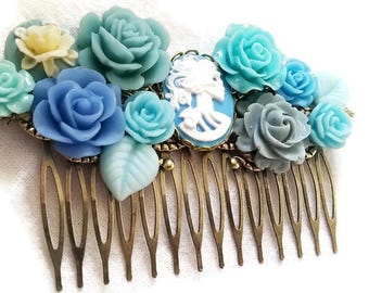 Blue Gray Skeletina Cluster Hair Comb-Floral Hair Accessory-Blue Rose Comb-Skull Fascinator-Offbeat Wedding-Gothic Bride-Goth Wedding Party