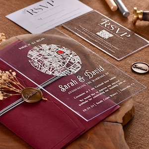 Wo alles begann Acryl Hochzeitseinladung, Goldfolierte durchsichtige Acryleinladung mit Landkarte, Hochzeitseinladung